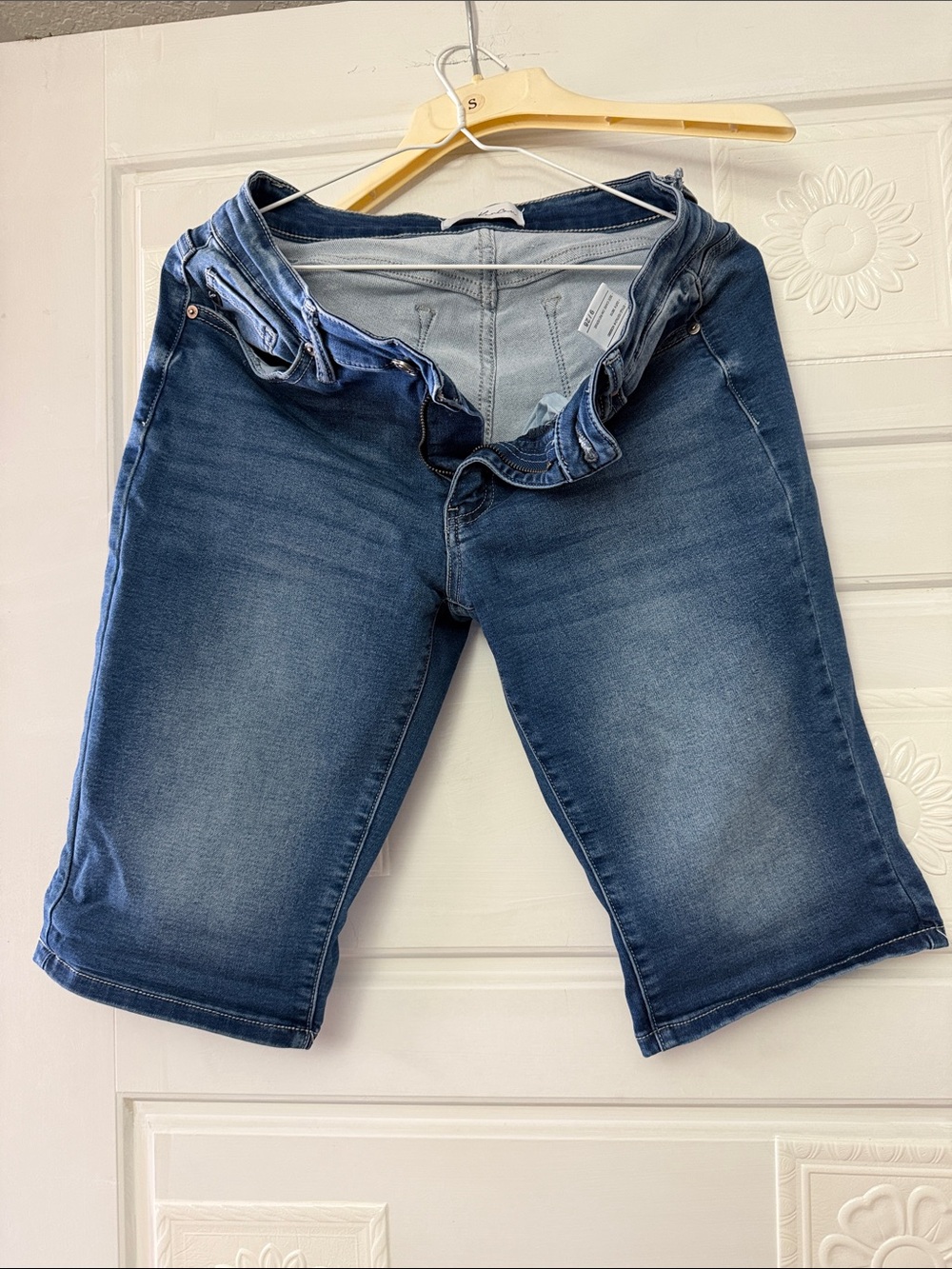 Kancan denim shorts size 9/28
